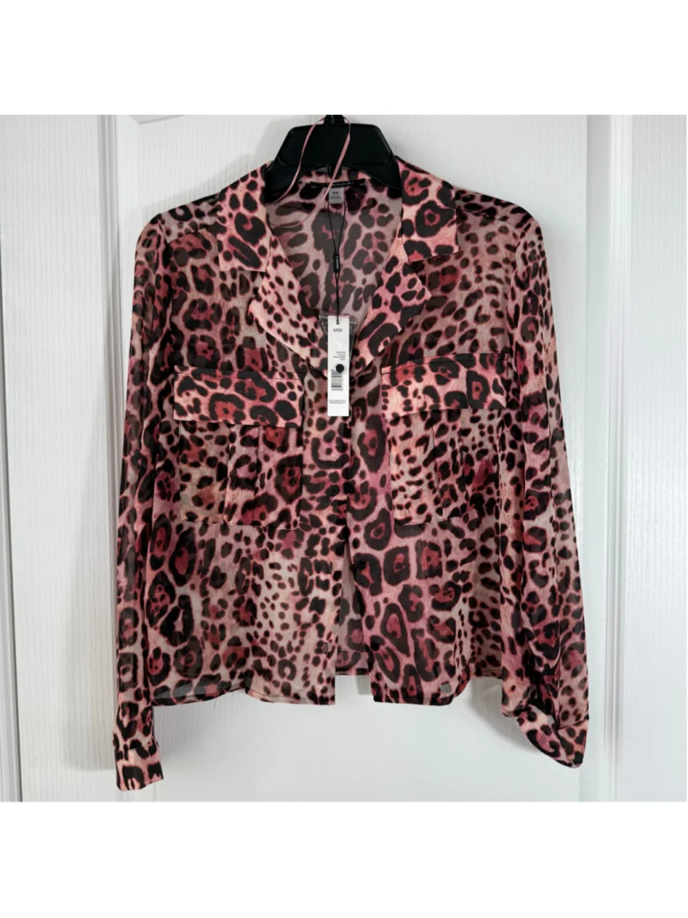 Women's Tahari Blouse Size M Pink Black Leopard Print Long Sleeve Button Down